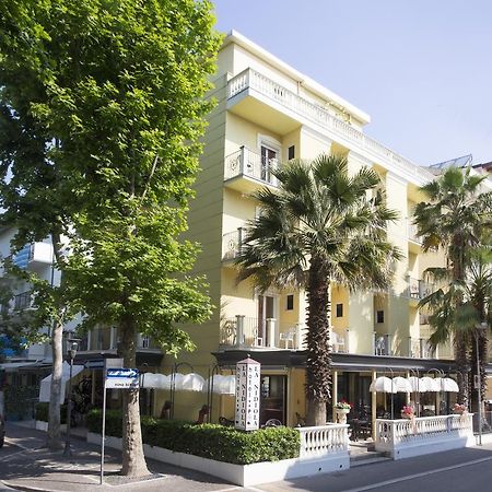 Hotel La Nidiola Riccione Luaran gambar