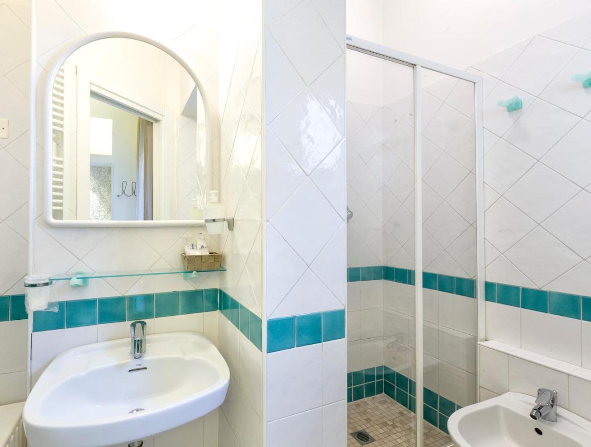 Hotel La Nidiola Riccione Luaran gambar