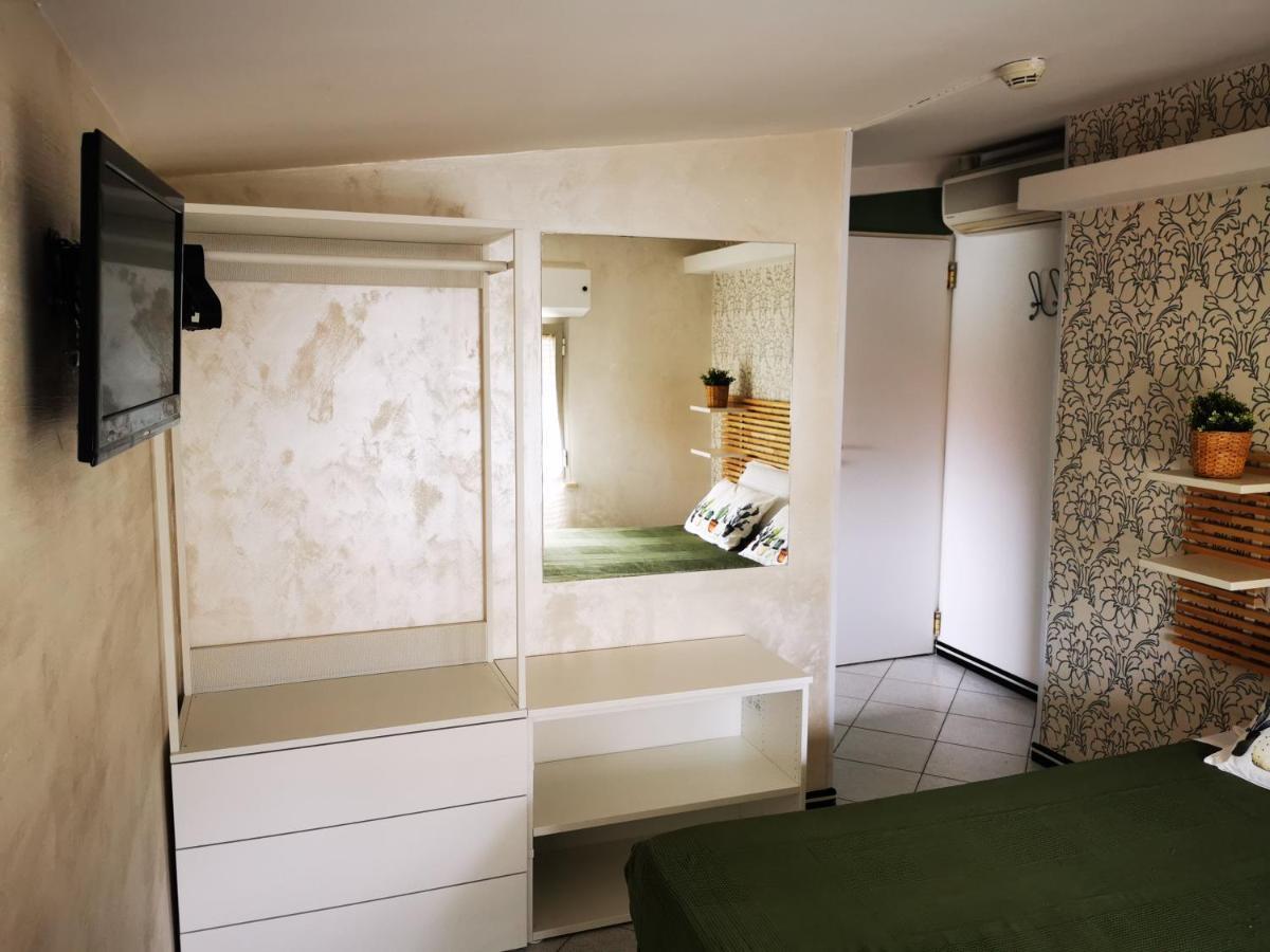 Hotel La Nidiola Riccione Luaran gambar